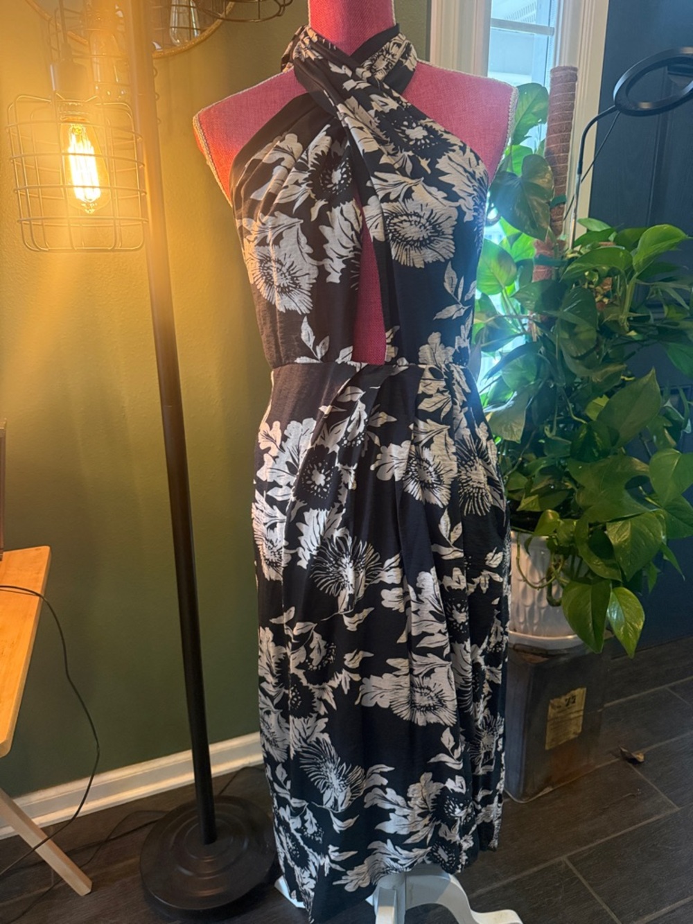 Banana Republic navy blue and White halter Floral Midi Dress